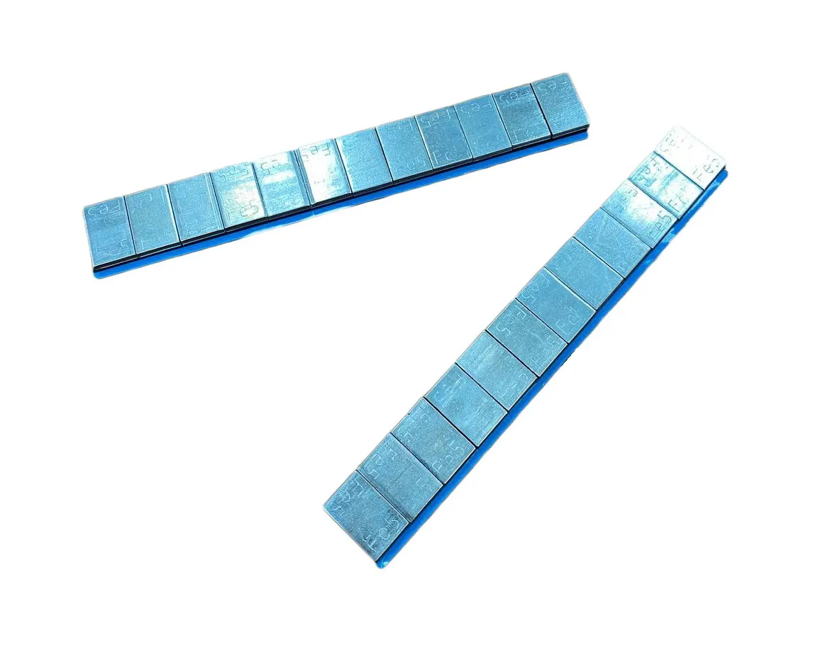 0096 Fe 50 Clipper Грузики для балансировки колес, самоклеющиеся с кромкой, оцинкованные 60 гр. (12х5 гр.) синий скотч (уп. 50  шт.) — изображение 1
